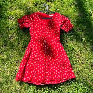 Madewell women’s red floral silk A-line dress with beautiful details throughout